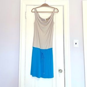 DVF sleeveless dress, blue & gray. Size 4. 100% viscose.